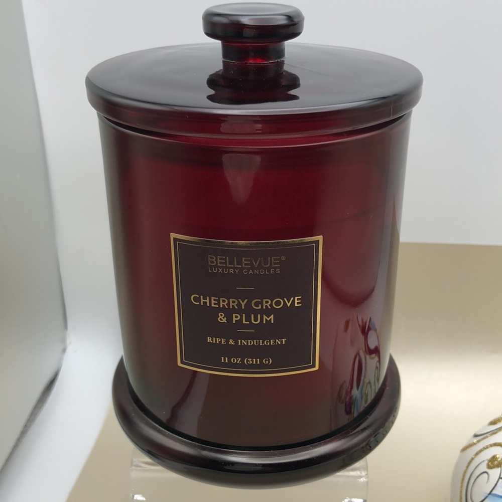 Candles- Bellevue Luxury Candle Cherry Grove & Plum Fragrance 11OZ No Box NWOT